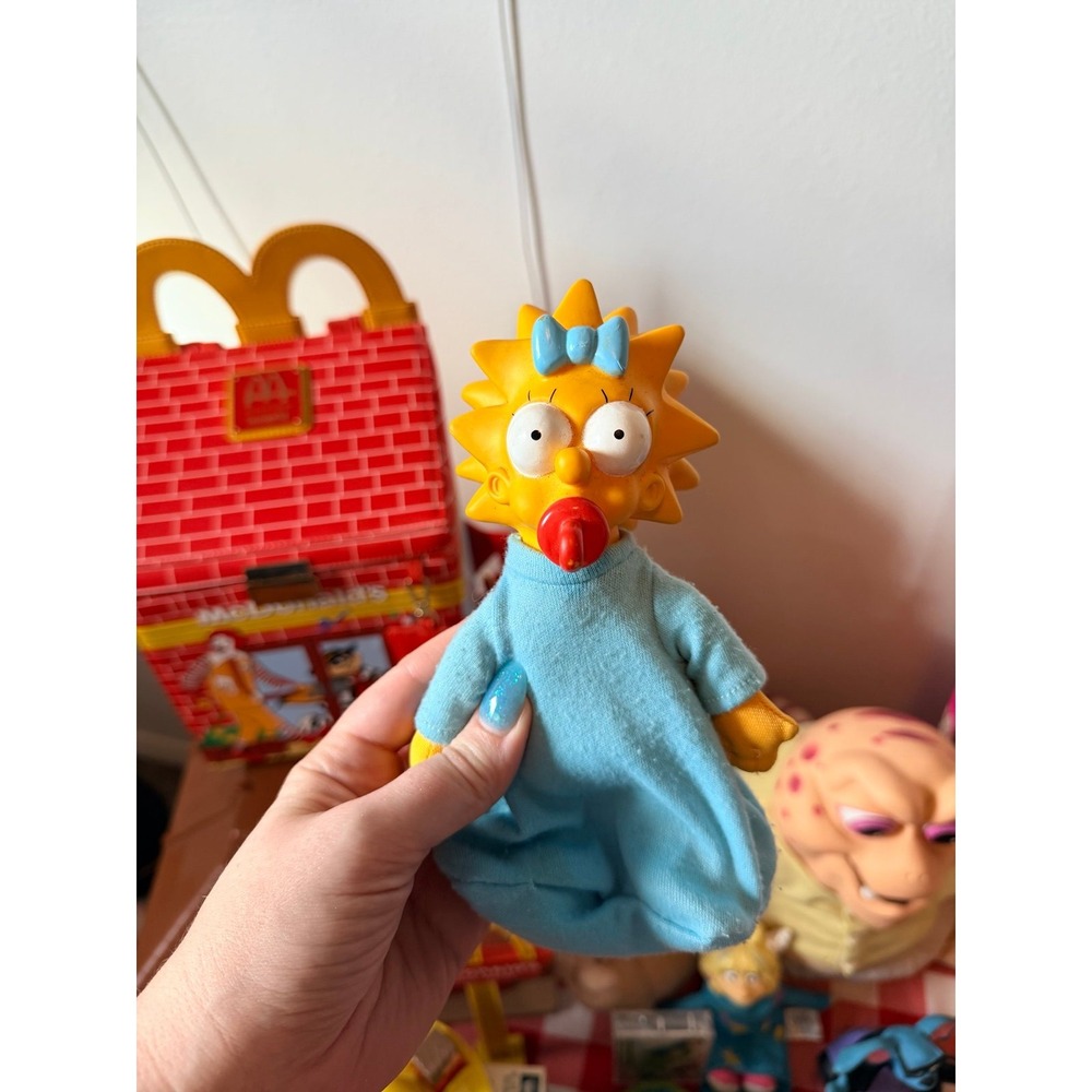 Maggie plush‎